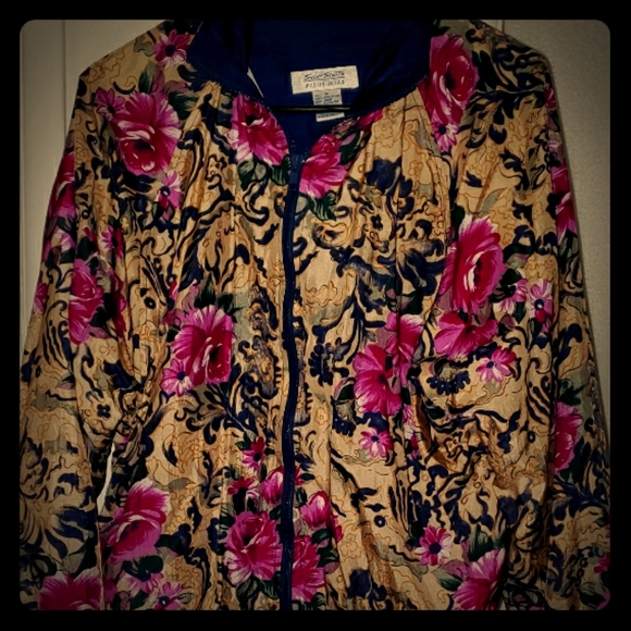 Jacket - Picture 1 of 2